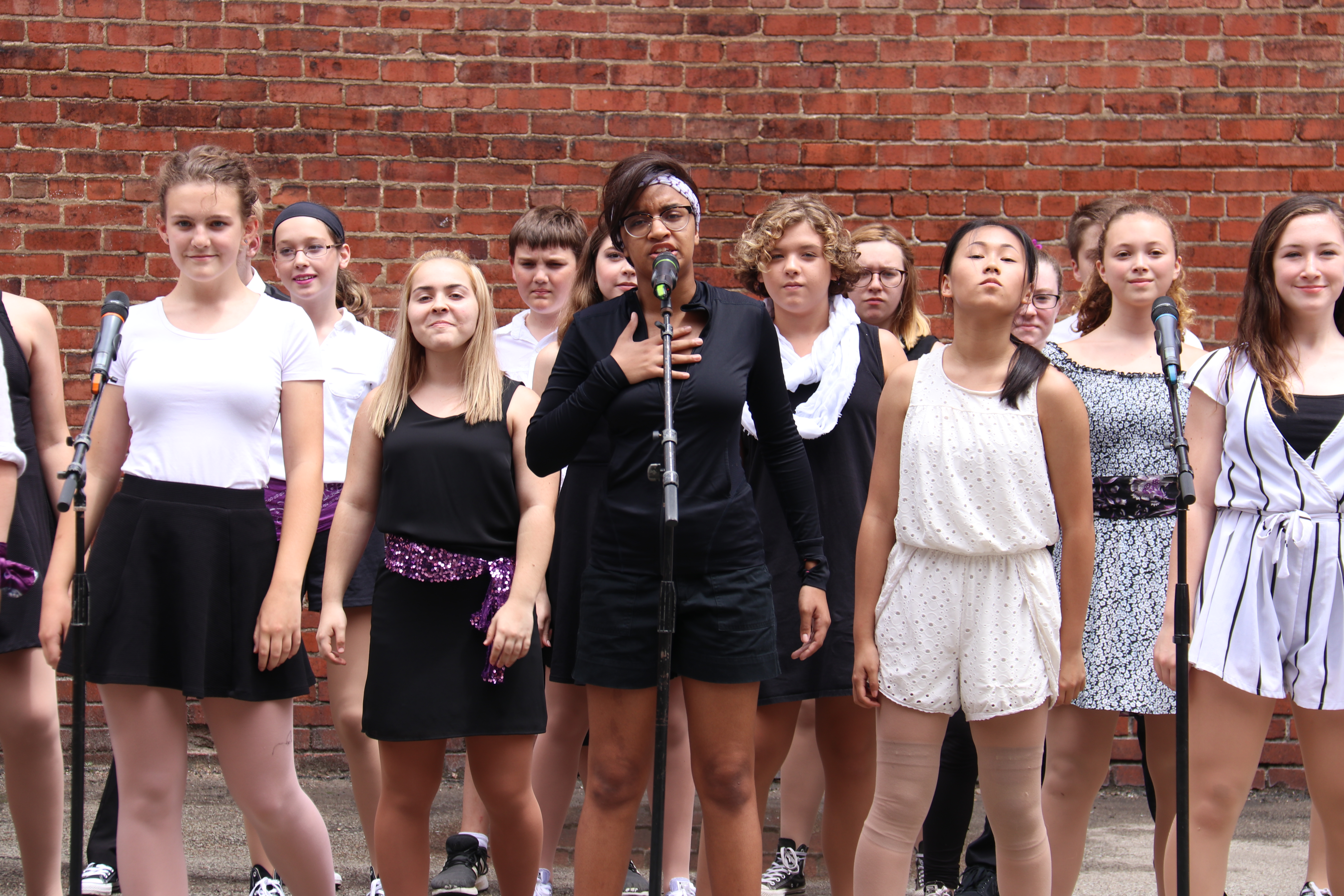 Pittsburgh Musical Theater students performing.